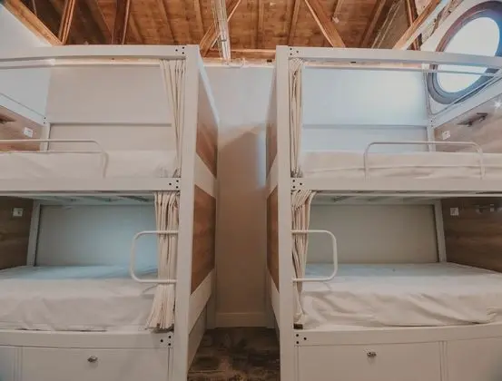 Ortak Ranzalı Oda, Karma Ranzalı Oda (1 bed in a 4-Bed Dormitory Room)