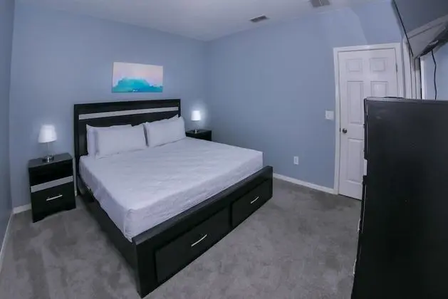 Ev (5/4 Pool home located in Sunset Ridge)