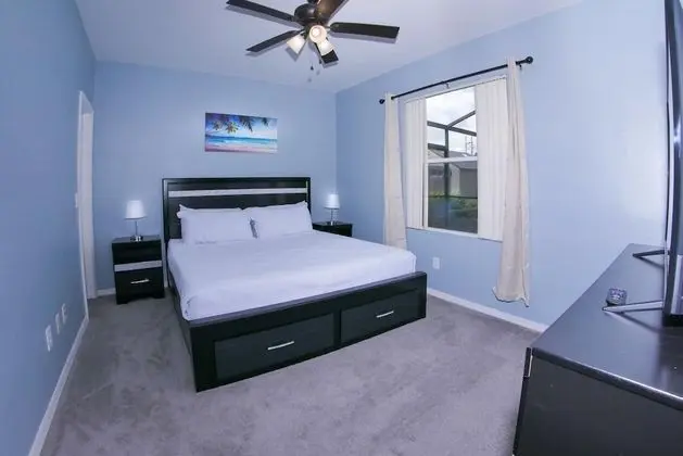 Ev (5/4 Pool home located in Sunset Ridge)