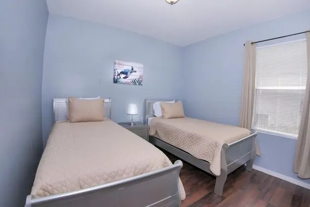 Ev (5/4 Pool home located in Sunset Ridge)