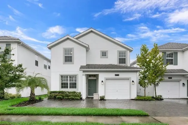 Villa (Amazing Storey Lake 5  Bedroom 5 Bath)