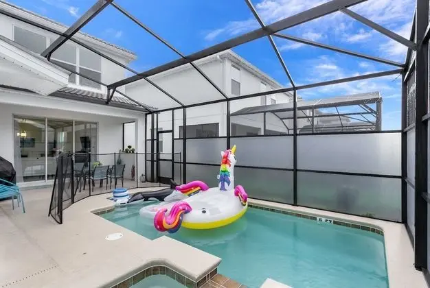 Villa (Amazing Storey Lake 5  Bedroom 5 Bath)