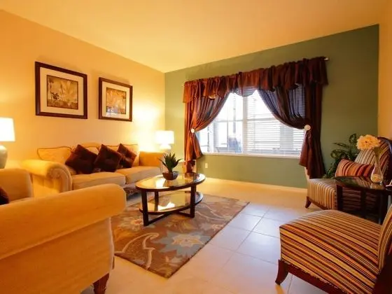 Ev (5 Bed 722)
