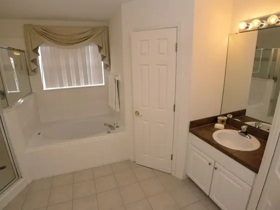 Ev (5 Bed Pool Home On Gated Community 10)