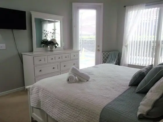 Ev (5 BED POOL HOME ON GATED COMMUNITY (9)