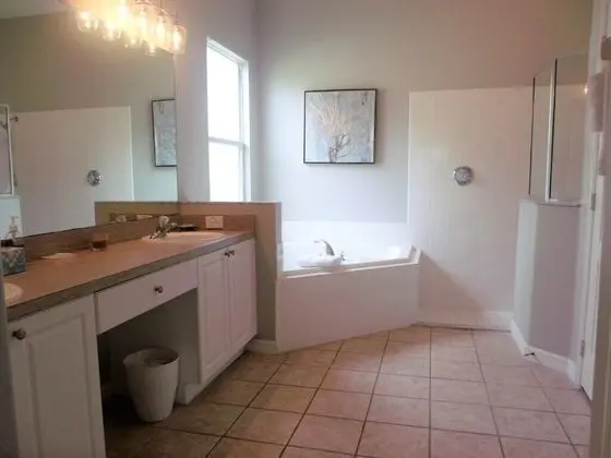 Ev (5 BED POOL HOME ON GATED COMMUNITY (9)