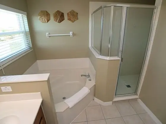 Ev (5 BED POOL HOME ON GOLF COURSE (334))