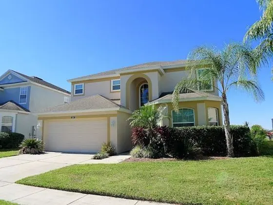 Ev (5 BED POOL HOME ON GOLF COURSE (334))