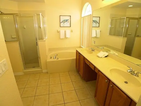 Ev (5 Bed Pool Home O Golf Community 1264)