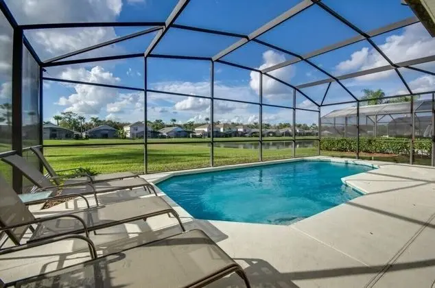 Villa (5 bedroom 3.5 bathroom pool villas)