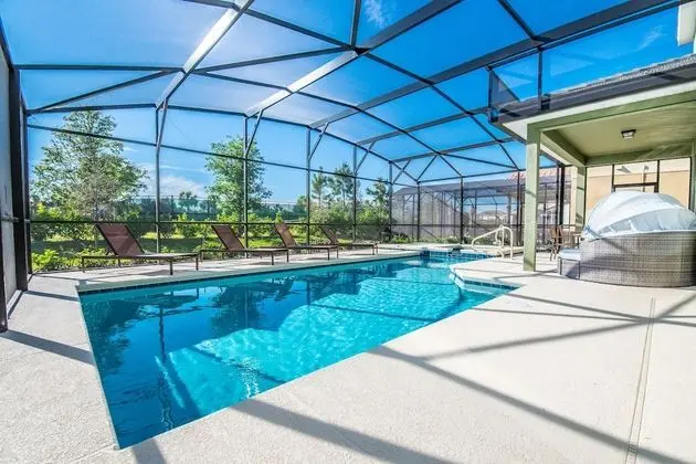 Villa (5243WWW The Ultimate 5 Bedroom 5 Bath)