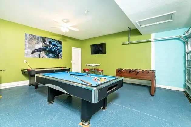 Villa (5243WWW The Ultimate 5 Bedroom 5 Bath)