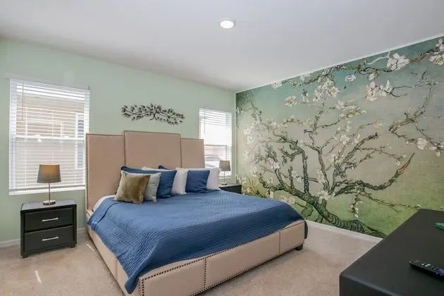 Villa (6091BROADOAK)