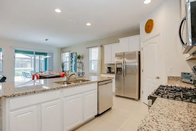 Villa (6091BROADOAK)