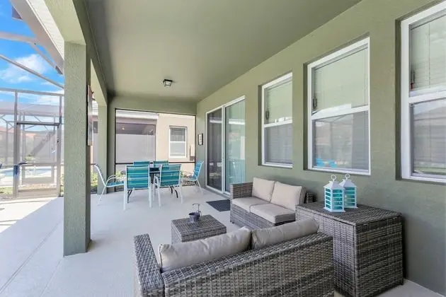Villa (6091BROADOAK)