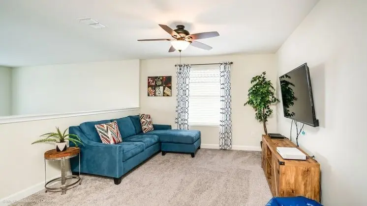 Villa (1557MB Amazing Champions Gate 5 Bedro)