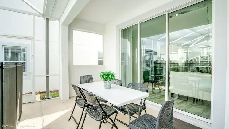 Villa (1557MB Amazing Champions Gate 5 Bedro)