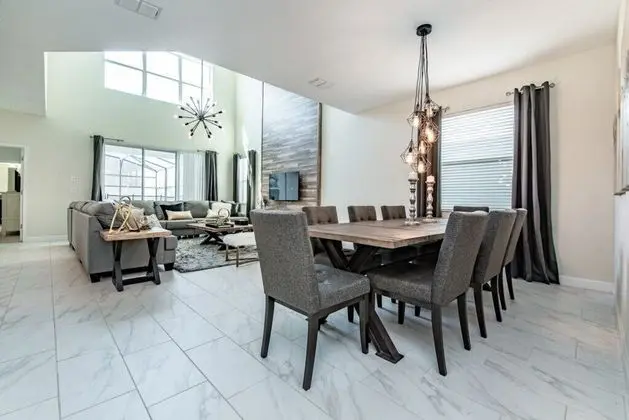 Villa (5 bedroom 5 bathroom in Storey Lake)