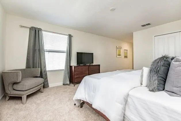 Villa (5 bedroom 5 bathroom in Storey Lake)