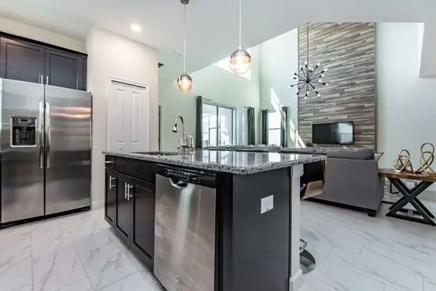 Villa (5 bedroom 5 bathroom in Storey Lake)