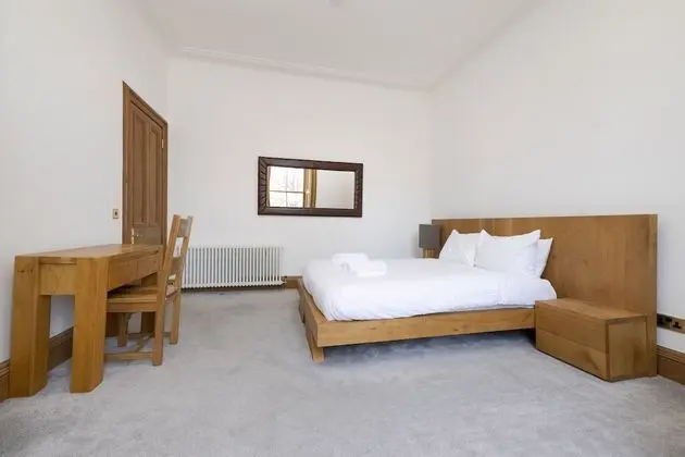 Apart Daire (5 Bedrooms)