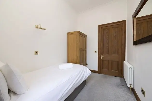 Apart Daire (5 Bedrooms)