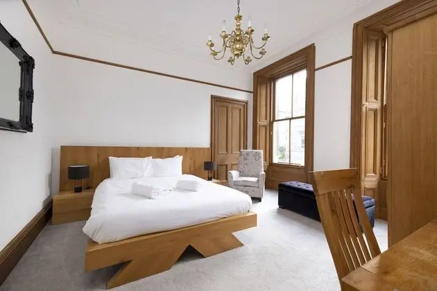 Apart Daire (5 Bedrooms)