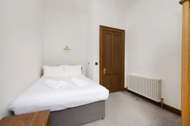 Apart Daire (5 Bedrooms)