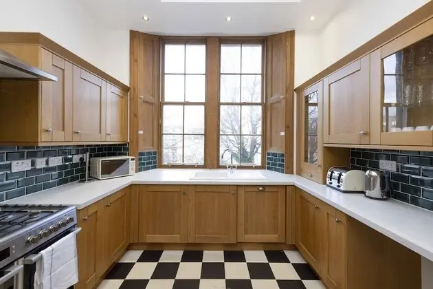 Apart Daire (5 Bedrooms)