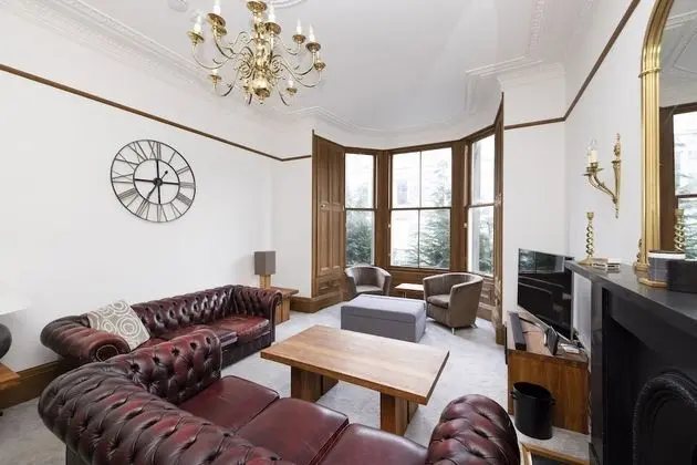 Apart Daire (5 Bedrooms)