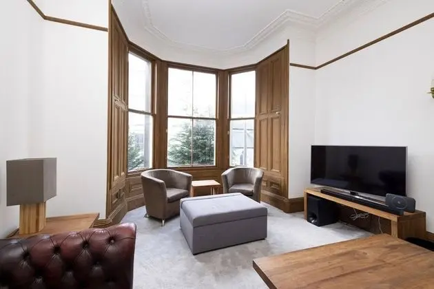 Apart Daire (5 Bedrooms)
