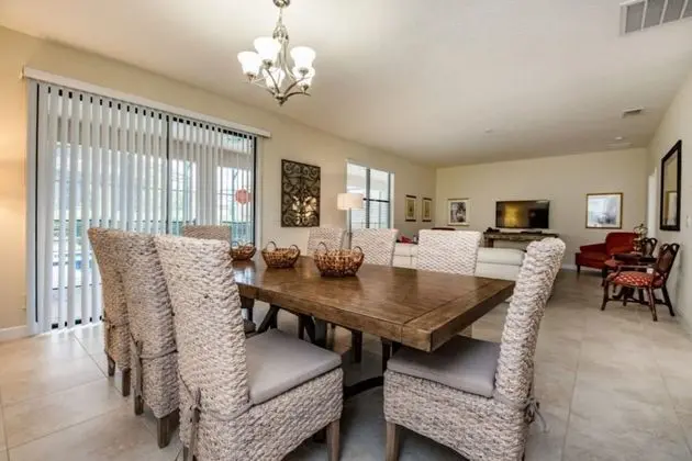 Villa (5 Bedroom in Champions Gate)