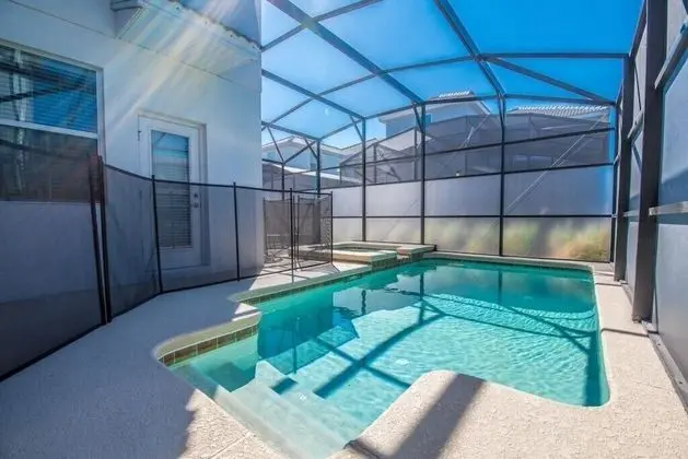 Villa (Storey Lake 5 Bedroom Disney Area)