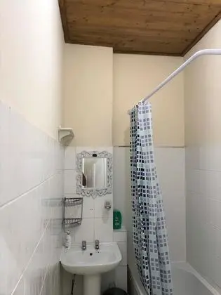 Ev, Birden Çok Yatak, Sigara İçilmez
