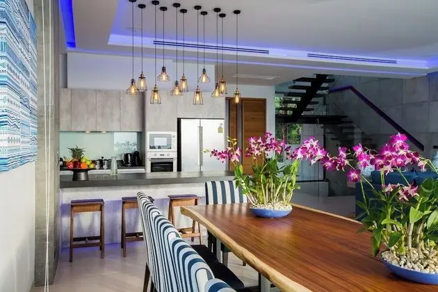 Grand Villa