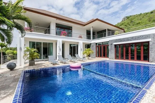 Luxury Villa