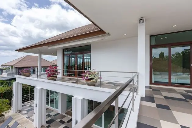 Luxury Villa