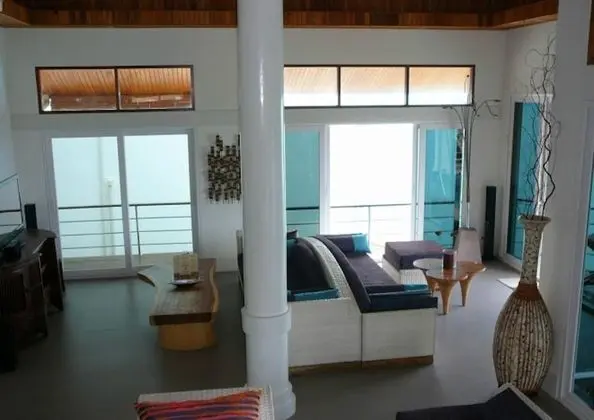 5-Bedroom  (Not Incl.Electricity)