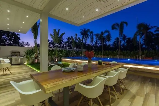 Luxury Villa, 5 Yatak Odası, Kısmi Deniz Manzaralı, Plaj Kenarı