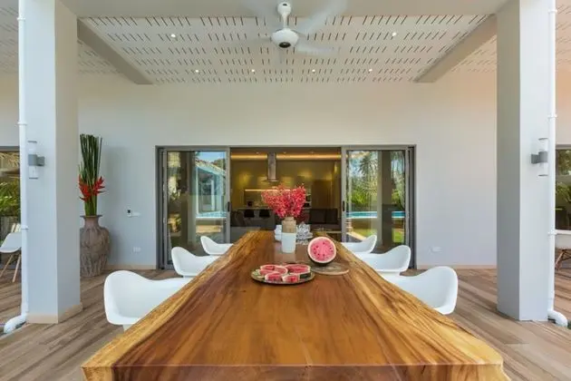 Luxury Villa, 5 Yatak Odası, Kısmi Deniz Manzaralı, Plaj Kenarı
