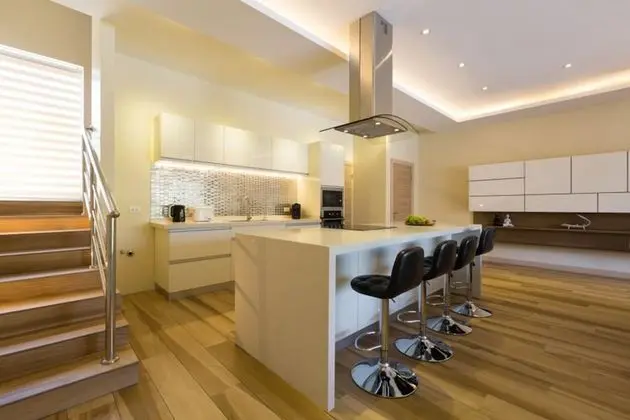 Luxury Villa, 5 Yatak Odası, Kısmi Deniz Manzaralı, Plaj Kenarı