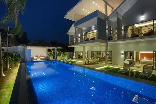Luxury Villa, 5 Yatak Odası, Kısmi Deniz Manzaralı, Plaj Kenarı