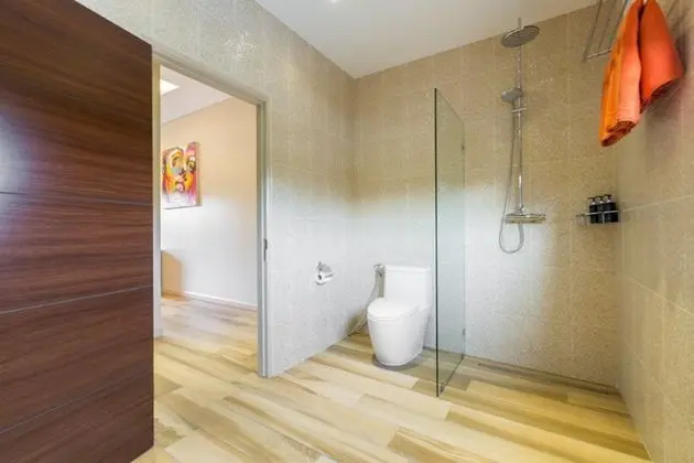 Luxury Villa, 5 Yatak Odası, Kısmi Deniz Manzaralı, Plaj Kenarı