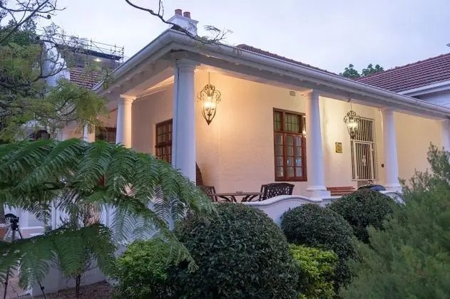 Exclusive Apart Daire, 2 Yatak Odası, Teras, Bahçe Manzaralı