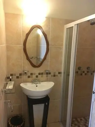 Exclusive Apart Daire, 2 Yatak Odası, Teras, Bahçe Manzaralı