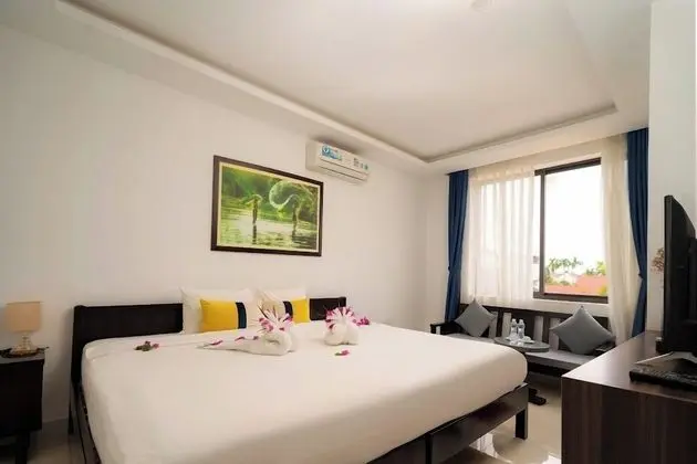 Deluxe Tek Büyük veya İki Ayrı Yataklı Oda (with window)