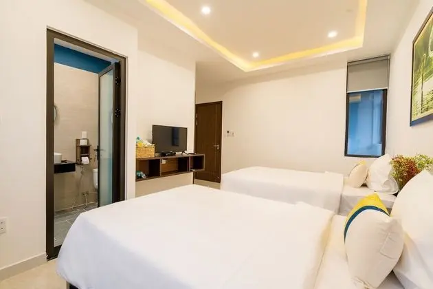 Deluxe Tek Büyük veya İki Ayrı Yataklı Oda (with window)