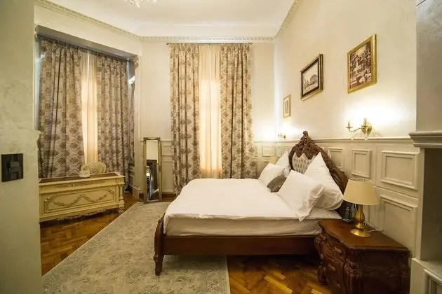 Executive Tek Büyük Yataklı Oda
