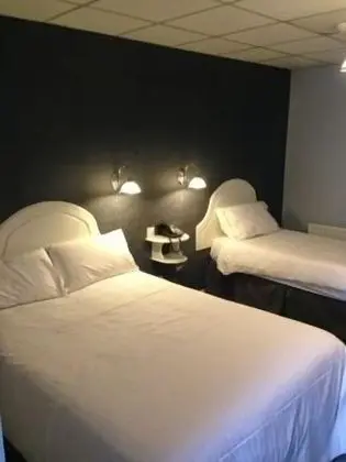 Standard Tek Büyük veya İki Ayrı Yataklı Oda