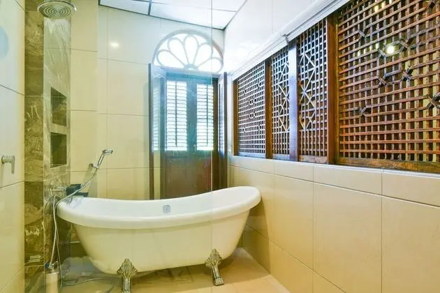 The Grand Boulevard Suite